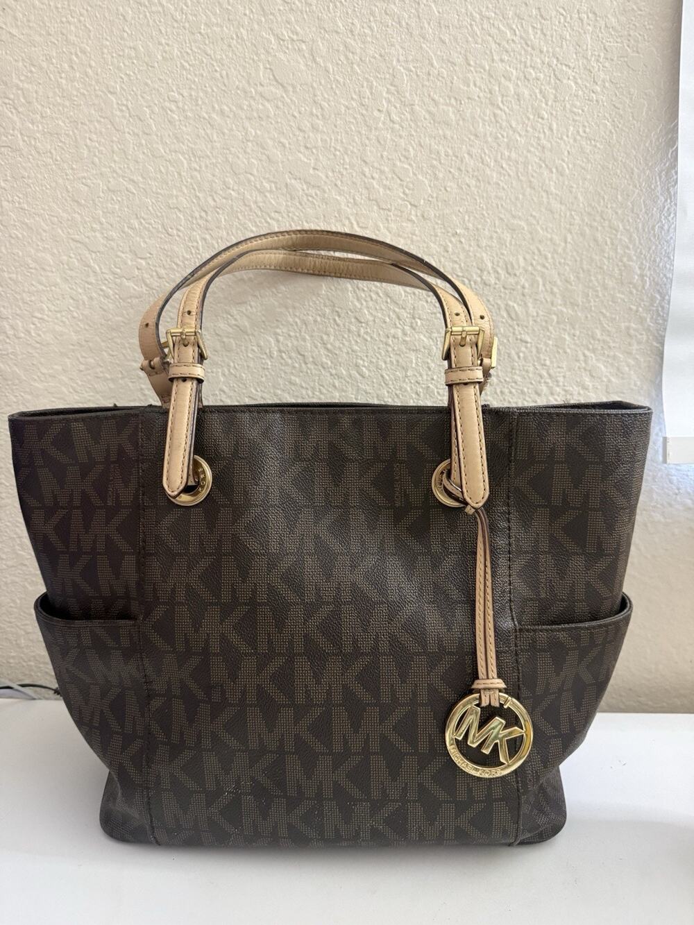 Michael Kors MK Signature Brown Tote Bag Gold Logo Charm Shoulder Handbag